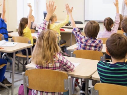 Učitelji iz Srpske apeluju: Izađite na teren, u učionicama je vruće
