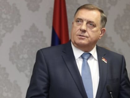 Додик: Сљедеће године све школе у Српској имаће систем за хлађење