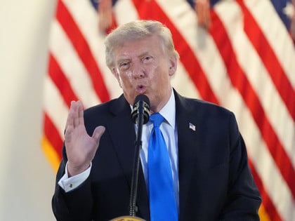 Трамп тражи од Европе да надокнади САД помоћ послату Украјини