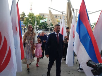 Ристић: Будућност Српске је у привреди, породици и модерној економији