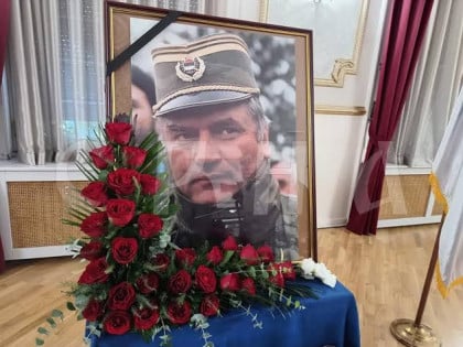 Породица Ратка Младића: Новац умјесто за вијенце уплатити за обољелу дјецу