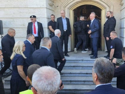 Dodik, Minić, Stevandić i Cvijanović odali počast Mladiću
