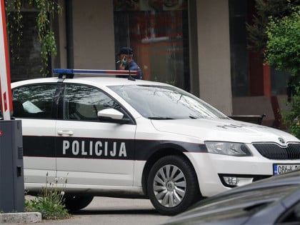 Возач ухапшен због покушаја подмићивања полиције