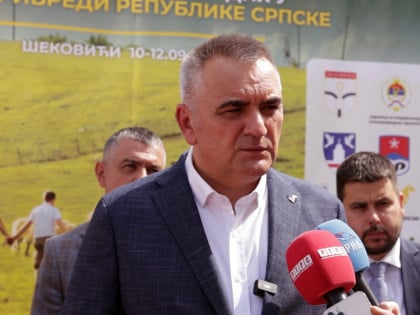 Minić: Nastavljamo podršku mladima na selu