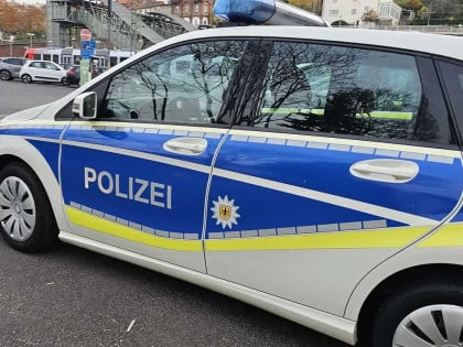 Luda vožnja u Majncu: Pijani muškarac sjeo za volan bez dozvole i s jednim točkom manje