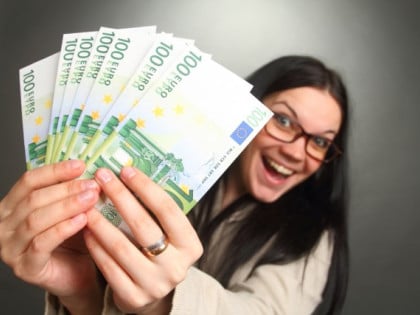 Novac stiže od 14. septembra: Ova dva znaka očekuje veliki finansijski preokret