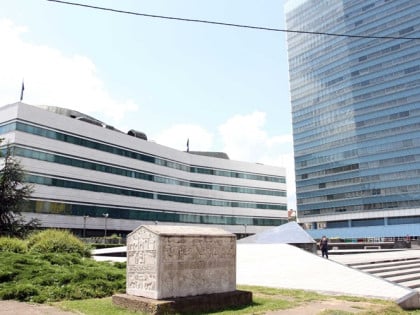 Институције БиХ за три мјесеца спискале 324 милиона КМ, највише отишло на плате