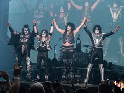 "Кис" објављује јубиларни бокс-сет „Rock and Roll Over“ : Укупно 100 необјављених снимака