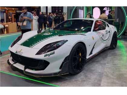Policija Dubaija pojačala flotu: Stigao Ferari 812 Superfast sa 800 KS