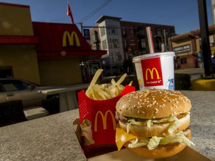 Plata u BiH vrijedi 152 hamburgera