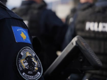 Полицајци који су мучили Србина са Косова враћени на посао