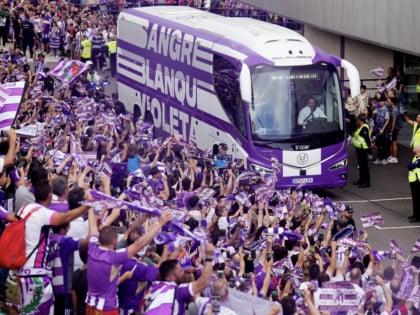 Tinejdžer pod autobusom kluba „Real Valjadolid“ stigao do Španije