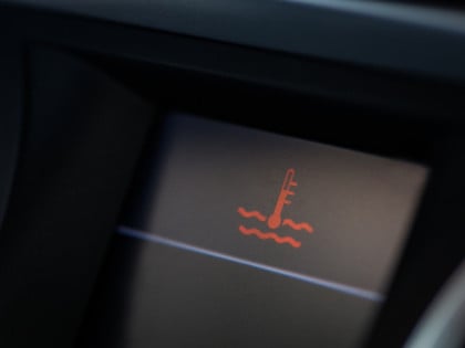 Pregrijava se motor? Evo šta treba odmah da uradite