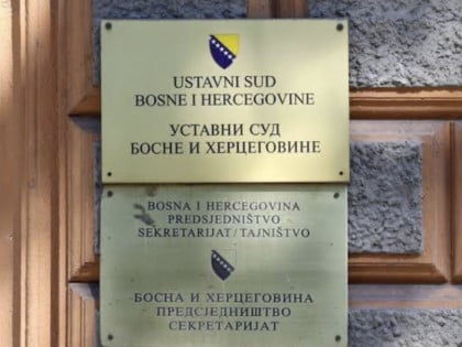 "Уставни Суд бих руши Устав и ради по властитим правилима"