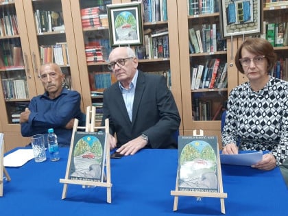 Promovisana knjiga „Imaš li ti nešto sa ovim“ o ratnom preživljavanju autora