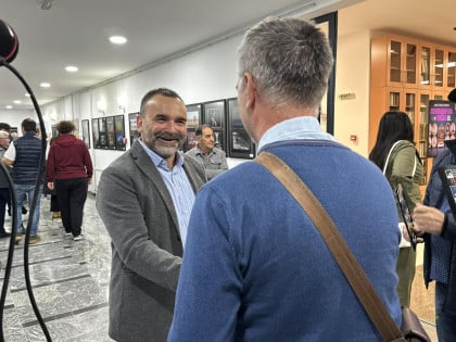 Отворена изложба 100 фотографија из цијеле БиХ