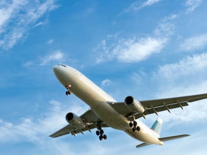 Zapalio se prenosni punjač telefona u „Lufthanzinom“ avionu