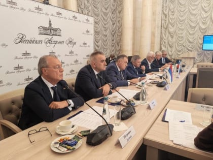 Dodik i Minić sa predstavnicima Ruske akademije nauka u Moskvi