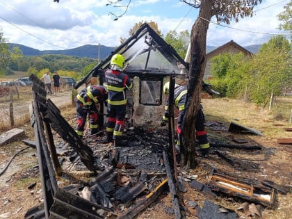 Vatrogasci upozoravaju: Žar na balkonu i neugašene mašine pale stanove