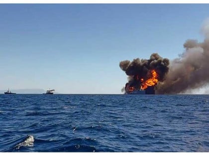 Танкер погођен у Ормуском мореузу