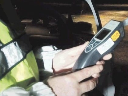 Tešnjak vozio pod uticajem opijata, Austrijanac pijan narušavao javni red