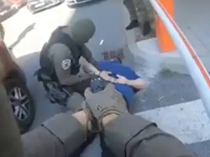 Црногорски држављанин по Интерполовој потјерници предат Тужилаштву у Добоју