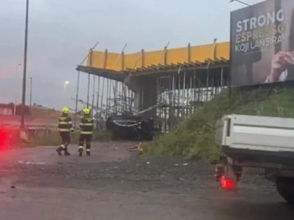 Narodna skupština RS prodaje pet automobila: Na licitaciji i slupani „audi“ Ane Ljubojević