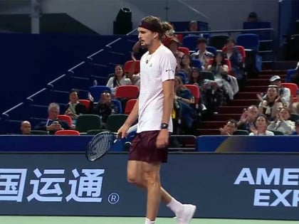 Zverev u četvrtfinalu Šangaja nakon drame sa Bublikom!