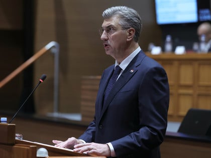 Расправа о опозиву Пленковића трајала до два сата иза поноћи, гласање изостало