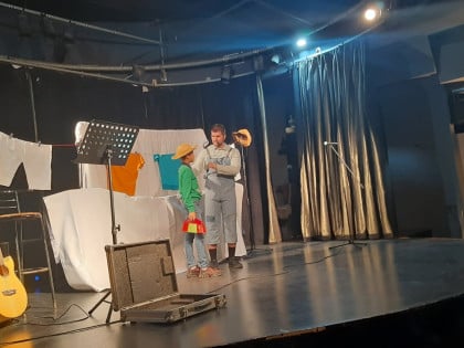 "Том Сојер" у Источном Сарајеву: Позориште које ученике претвара у глумце