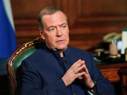 Медведев: Кијев не зна гдје удара