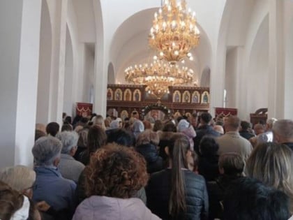 Освештана црква посвећена Светом Василију Острошком