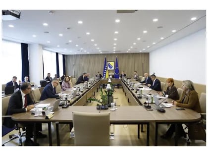 Савјет министара данас о платама дипломата, па о гласању држављана БиХ у Србији