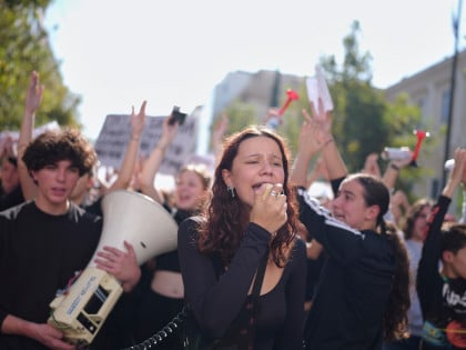 Eksplozija tokom protesta u Atini: Podmetnuta zamka za policiju, ima povrijeđenih