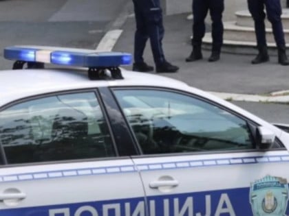 Маскирана група демолирала башту локала у Београду, повријеђена двојица холандских рагбиста