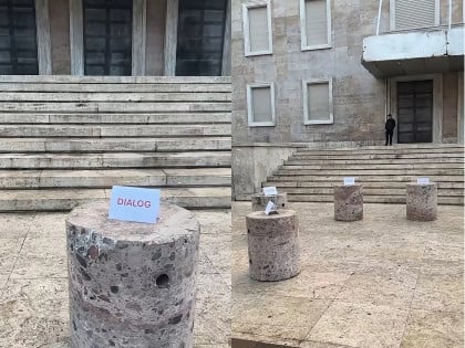 Рама поново позвао на дијалог, али спремио и водене топове