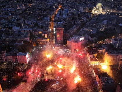Завршни митинг Студентске листе на Славији: Окупљенима се обратио и Алекса Кресојевић из Републике Српске
