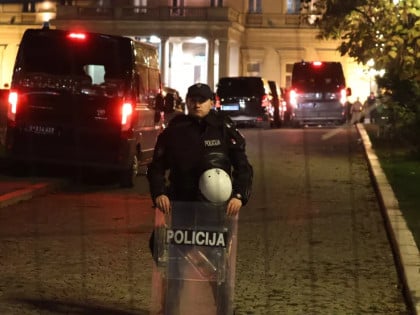 Oklopna vozila i Žandarmerija u centru Beograda