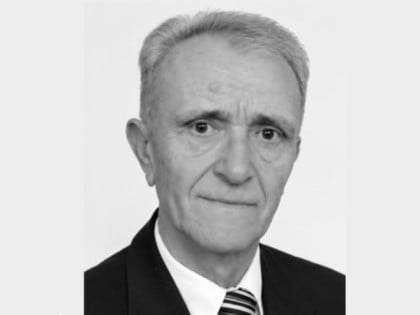 Preminuo profesor Vaso Dragović