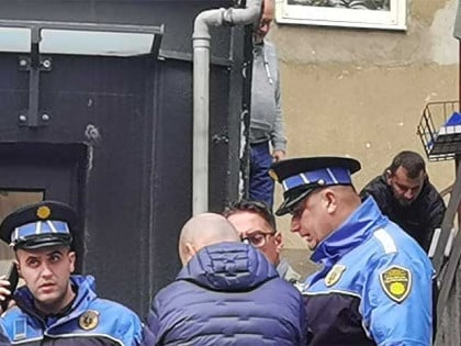 Детаљи трагедије у Сарајеву: Син лопатом усмртио мајку?!