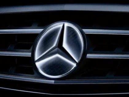 Мерцедес снизио прогнозу профитне марже за 2026. годину