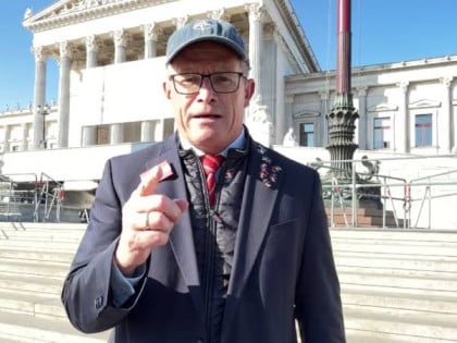 Apsurdni zahtjevi iz Austrije: Kažnjavali bi Srpsku zbog većih plata prosvjetarima