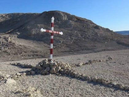 Линта: Оскрнављени крст на српском стратишту представља вријеђање српског народа